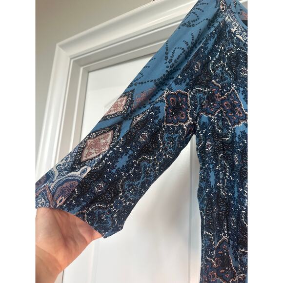 Fig and Flower Blue with Mauve Pink Boho Pattern Blouse - Picture 5 of 6